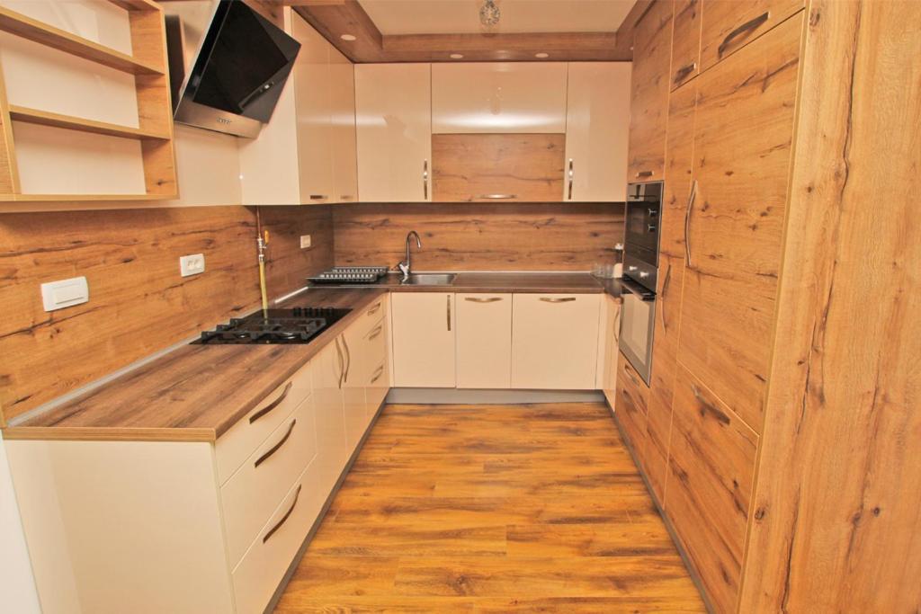 Imas Apartment Сараево Екстериор снимка